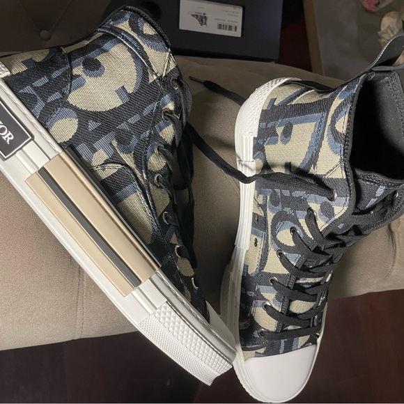 Dior high top sneakers size 43. - Picture 11 of 13